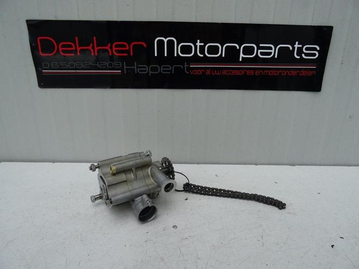 Oliepomp / Olie pomp / Oil pump Honda VTR1000F Firestorm, Motoren, Onderdelen | Honda, Ophalen of Verzenden