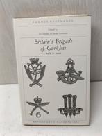 Britain's brigade of Gurkhas E D Smith famous regiments, Boeken, Oorlog en Militair, Ophalen of Verzenden, Gelezen