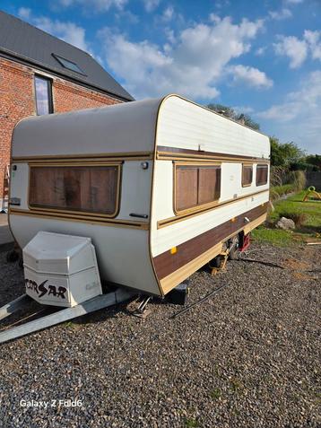 Prachtige vintage corsar-caravan beschikbaar voor biedingen