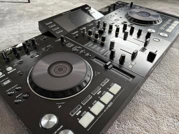 Pioneer XDJ-RX DJ Controller met flightcase, Enlèvement ou Envoi, Comme neuf, Pioneer