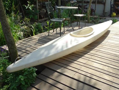 Eenpersoons kunststof kano + peddel, Watersport en Boten, Kano's, Gebruikt, Eén persoon, Ophalen