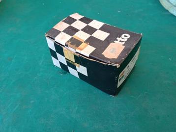 Litto B3821 oplegslot met dagschoot  beschikbaar voor biedingen