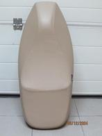 Beige zadel van GTS 125-250-300, wielen, schoenen, enz......, Scooter, 300 cc, Particulier, 11 kW of minder