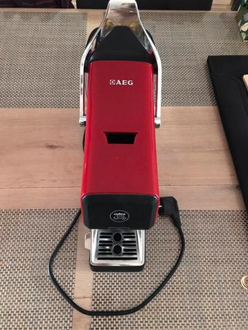 AEG Lavazza A MODO MIO machine à café 15 bars rouge