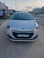 Peugeot 208,  benzine - 107.000km, Auto's, Euro 5, Stof, Zwart, Wit
