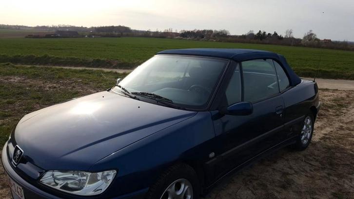 PEUGEOT 306 cabrio voor opmaak of ond., Auto's, Peugeot, Particulier, ABS, Benzine, Cabriolet, 2 deurs, Handgeschakeld, Blauw