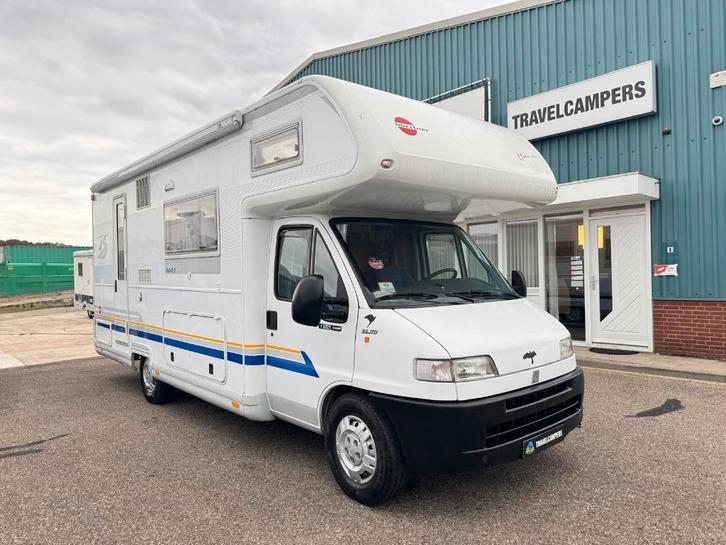 Burstner A 642-2 Active - Gekeurd voor 5 personen  - Airco-, Caravans en Kamperen, Mobilhomes, Bedrijf, tot en met 4, Alkoof, Bürstner