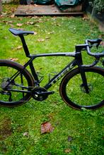 TREK Madone SL 2025, Fietsen en Brommers, Fietsen | Racefietsen, 28 inch, Carbon, Heren, Zo goed als nieuw