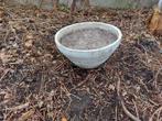 Bloempotten van beton ( 10 stuks beschikbaar); 9 euro per st, Ophalen, Beton