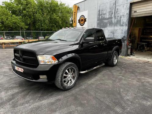 Doge Ram 1500 4x4 LPG 5.7 v8 HEMI 400pk- lichte vracht, Auto's, Overige Auto's, Bedrijf, LPG, SUV of Terreinwagen, Automaat, Gebruikt