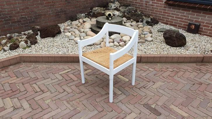 Vico Magistretti design fauteuil, Huis en Inrichting, Stoelen, Zo goed als nieuw, Eén, Hout, Riet of Rotan, Wit, Ophalen