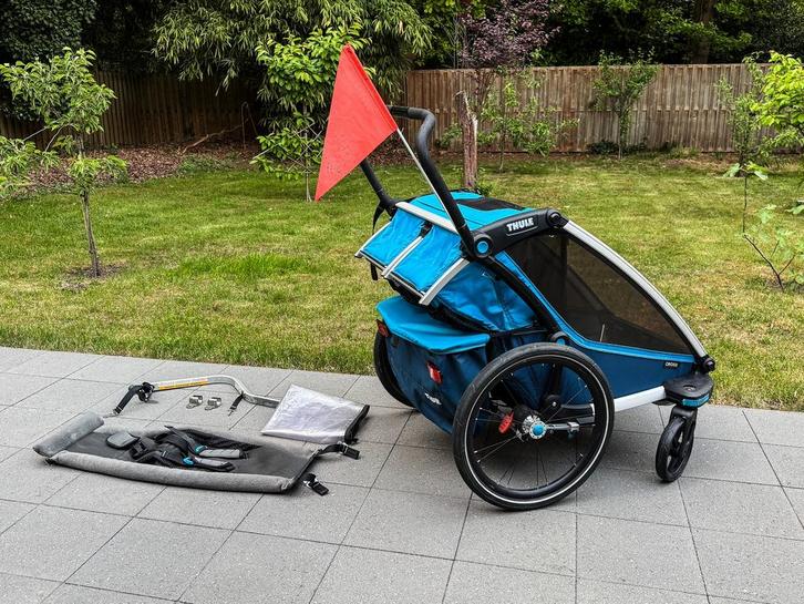 Thule Chariot Cross 2 fietskar + accessoires, Fietsen en Brommers, Fietsaccessoires | Aanhangwagens en Karren, Zo goed als nieuw