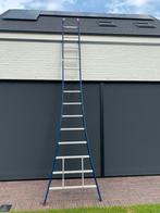 Altrex ladder met brede voet, Doe-het-zelf en Bouw, Ladders en Trappen, Ophalen, Zo goed als nieuw, Ladder
