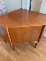 Vintage hoekkastje, Huis en Inrichting, Kasten | Vitrinekasten, Ophalen, Gebruikt