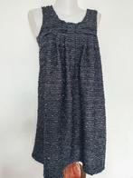 Mouwloze zwarte jurk met sprankelend zacht tweedeffect, Ophalen of Verzenden, Zo goed als nieuw, Zwart