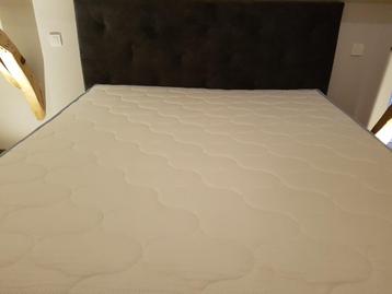 NIEUW: Topmatras/topper "natuurlatex" 180x200 en 14cm dik beschikbaar voor biedingen