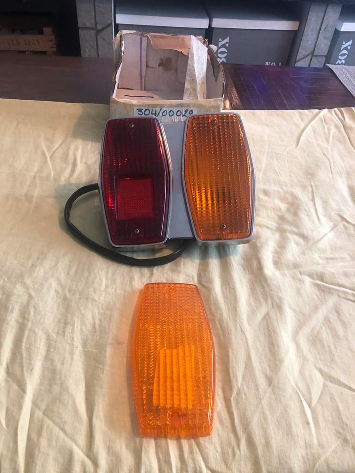cabochon feu clignotant arrière Peugeot 304, Auto-onderdelen, Verlichting, Oldtimer onderdelen, Peugeot, Nieuw, Ophalen