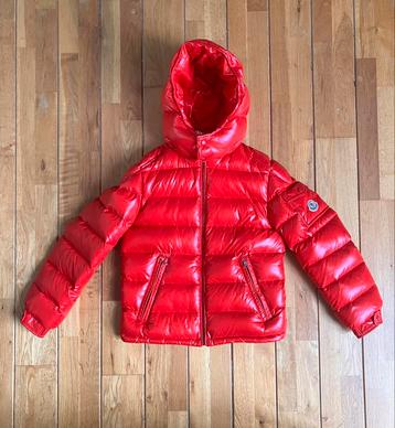 Moncler Junior New Maya donsjas maat 12–rood–iconisch model, Garçon, Comme neuf, Manteau, Moncler