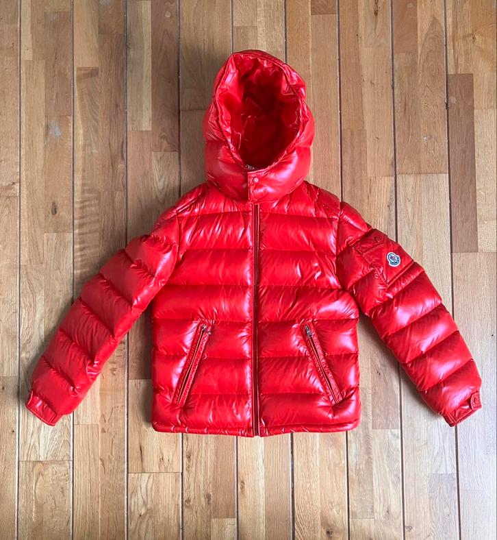 Moncler Junior New Maya donsjas maat 12–rood–iconisch model, Kinderen en Baby's, Kinderkleding | Maat 152, Zo goed als nieuw, Jongen