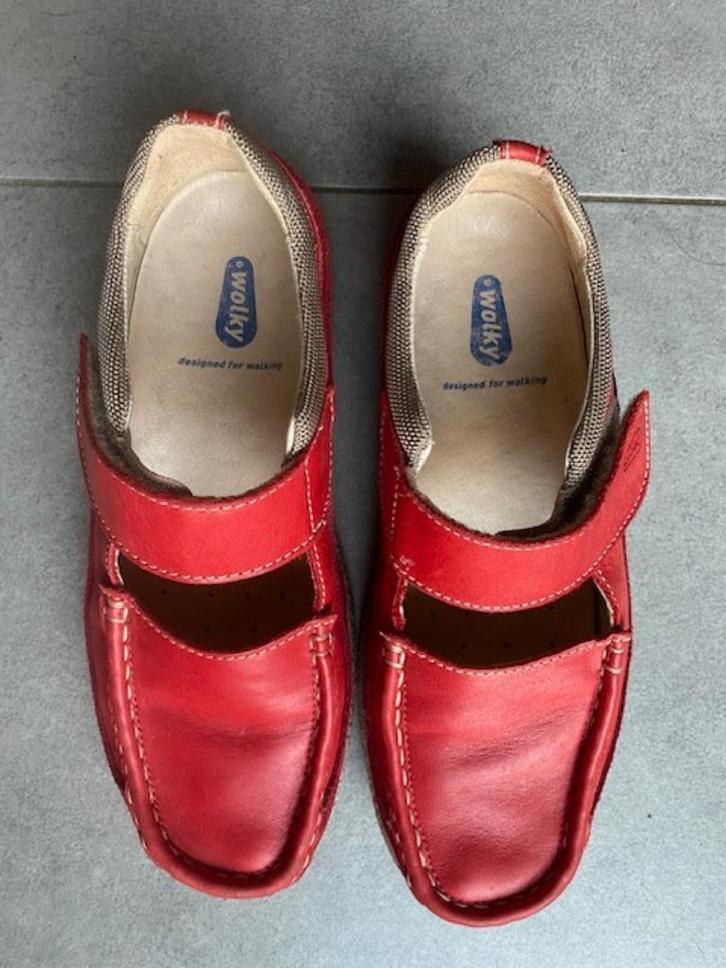 WOLKY rode, lederen schoenen maat 40, Kleding | Dames, Schoenen, Rood, Ophalen of Verzenden