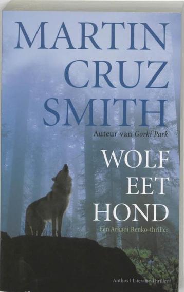 Te Koop Boek WOLF EET HOND Martin Cruz Smith beschikbaar voor biedingen