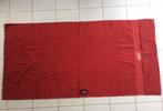 Nieuw: groene badhanddoek & rood strandlaken, Nieuw, Ophalen of Verzenden, Handdoek, Rood