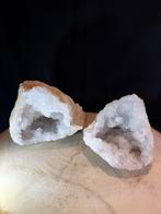 Géode en cristal de roche - 2,2 kg - 20 cm - magnifique, Collections, Enlèvement ou Envoi, Minéral