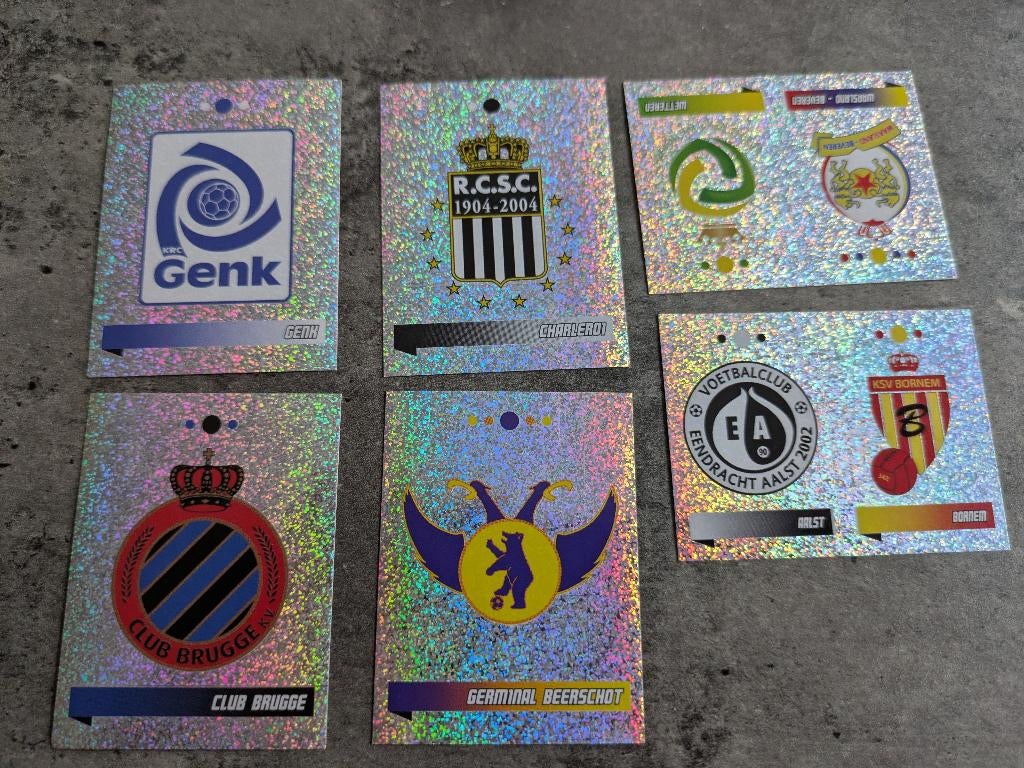 PANINI FOOTBALL 2011  6x emblemen/badges voetbal zeldzaam, Hobby en Vrije tijd, Stickers en Plaatjes, Nieuw, Verzenden