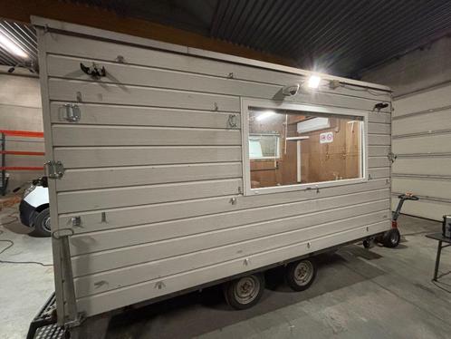 foodtruck Saris 4 x 2 m - dubbel as geremd AIRCO, Zakelijke goederen, Stock en Retail | Verkoopwagens, Ophalen