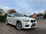 BMW X1 2.0iA xDrive20 * PACK M * XENON * PDC * 1ste EIGENAAR, Auto's, BMW, 4 cilinders, Alcantara, Wit, Bedrijf