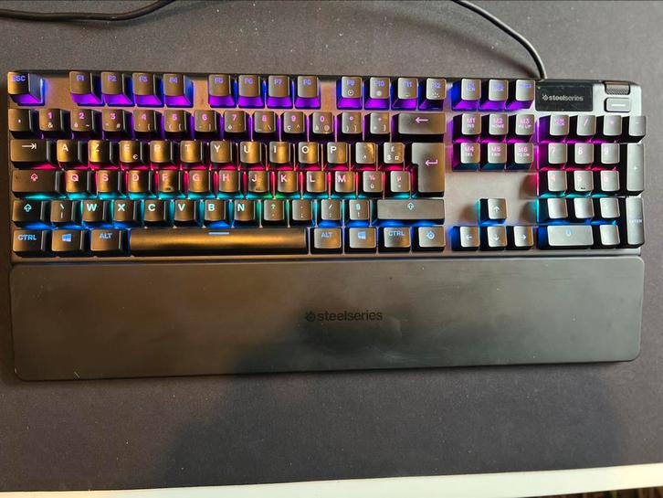 Steelseries Apex 5 Azerty, Computers en Software, Toetsenborden, Zo goed als nieuw, Azerty, Bedraad, Gaming toetsenbord, Multimediatoetsen