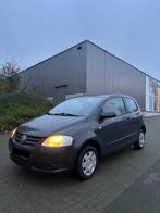 VW FOX 1.4i ESSENCE AIRCO, Auto's, 4 zetels, Zwart, 4 cilinders, Handgeschakeld