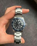 Tudor black bay, Bijoux, Sacs & Beauté, Montres | Hommes, Montre-bracelet, Autres marques, Enlèvement ou Envoi, Acier