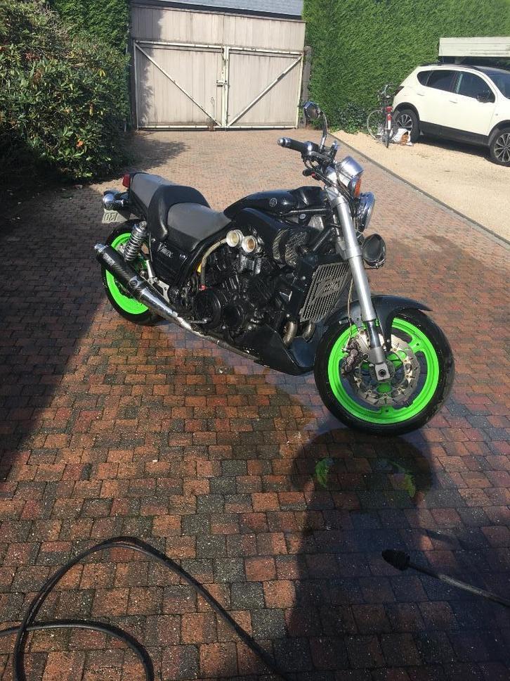 moto yamaha V Max 1200cc, Motoren, Motoren | Yamaha, Particulier, Super Sport, meer dan 35 kW, 4 cilinders, Minimaal motorrijbewijs A2