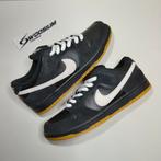 Nike SB Dunk Low 'Black White Gum', Kleding | Heren, Schoenen, Nike SB, Zwart, Nieuw, Ophalen of Verzenden