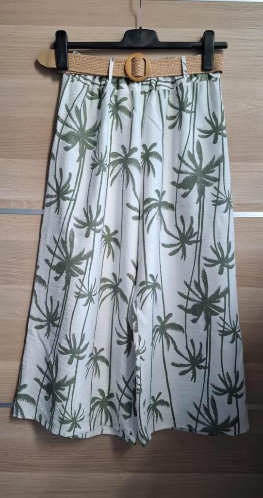 Mooie nieuwe broek en blouse large, Kleding | Dames, Broeken en Pantalons, Nieuw, Maat 42/44 (L), Ophalen of Verzenden