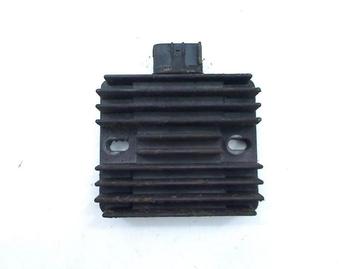 SPANNINGSREGELAAR Yamaha MT 03 2006-2013 (MT03 MT-03) beschikbaar voor biedingen