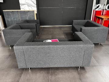 salon beschikbaar voor biedingen