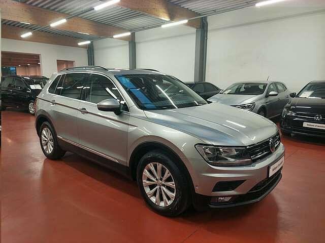 Volkswagen Tiguan TDi + HorsTVA = 16.500 € +, Autos, Volkswagen, Tiguan, ABS, Régulateur de distance, Airbags, Air conditionné