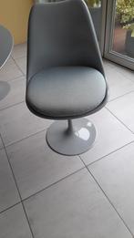 Ronde tafel en stoelen, Huis en Inrichting, Tafels | Eettafels, Ophalen, Gebruikt, Rond, Vier personen