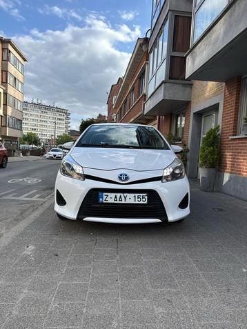 Toyota Yaris hybride/benzine schone auto 0032485905657 beschikbaar voor biedingen