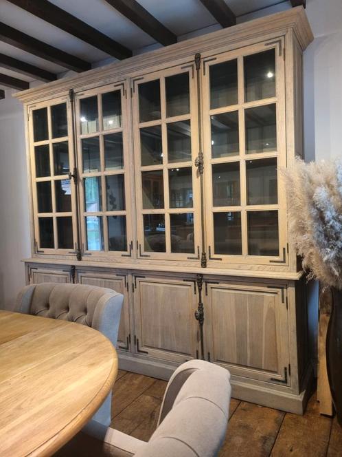 Eiken buffetkast/vitrinekast GRATIS LEVERING, Huis en Inrichting, Kasten | Buffetkasten, Zo goed als nieuw, Ophalen of Verzenden