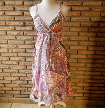 (115)- robe femme t.Lrouge - kiabi - beschikbaar voor biedingen
