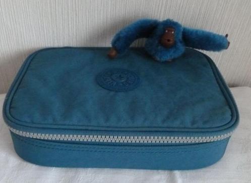 Kipling grote pennenzak 100 pennen blauw + aap, Diversen, Schoolbenodigdheden, Gebruikt, Ophalen of Verzenden