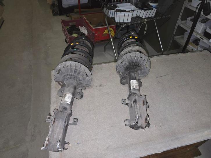 amortisseur avant vito taurer 447 2020 119 4x4, Auto-onderdelen, Ophanging en Onderstel, Gebruikt, Ophalen of Verzenden