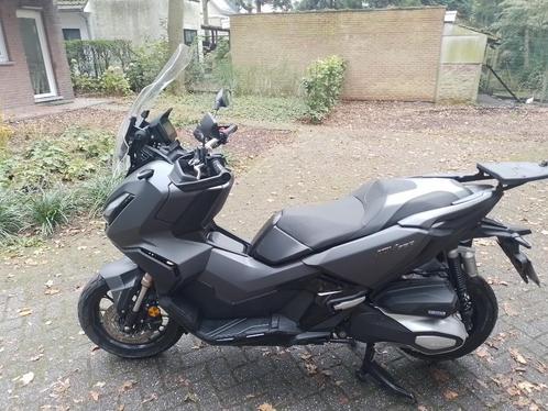 HONDA ADV 350-MAXISCOOTER-2022 –8.500 km- NIEUWSTAAT-5.750 E, Motos, Motos | Honda, Particulier, Scooter, 12 à 35 kW, 1 cylindre