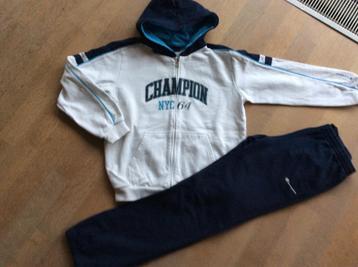 CHAMPION training 11-12 jaar ZEER GOEDE STAAT disponible aux enchères