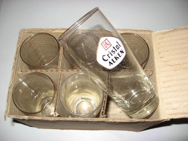 24 Foto's Allerlei Bierglazen, Diversen, Rommelmarktspullen, Nieuw, Ophalen