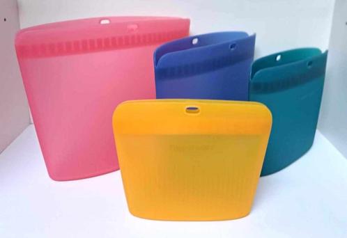 Tupperware « Ultimate Silicone » Bag - x 4 - Promo, Huis en Inrichting, Keuken | Tupperware, Nieuw, Bak of Kom, Blauw, Geel, Groen