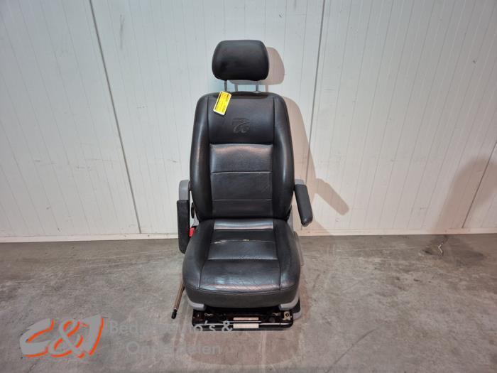 Stoel links van een Volkswagen Transporter, Auto-onderdelen, Interieur en Bekleding, Volkswagen, Gebruikt, 3 maanden garantie